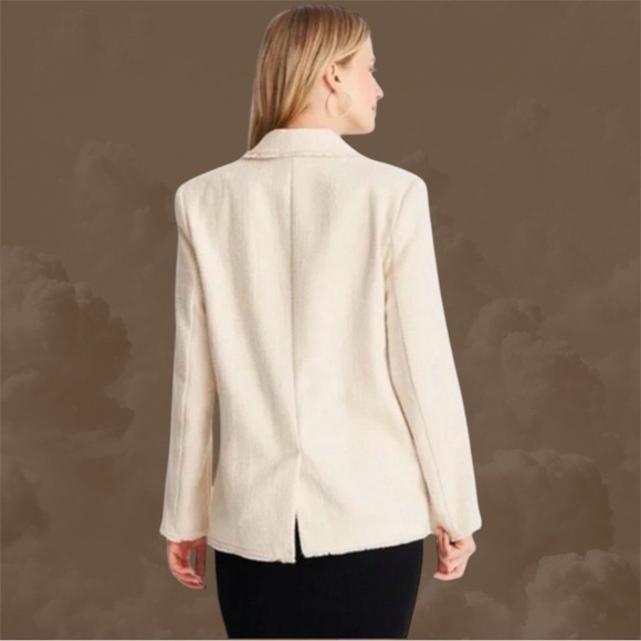 Future Collective- Women’s Boucle Frayed Edged Blazer
#N005 - Picture 4 of 4